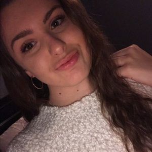 Meet your Posher, Katelyn